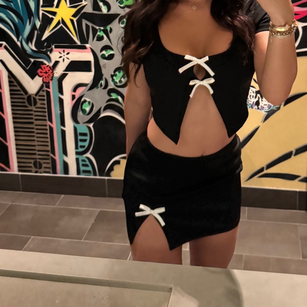 Fashion nova 2 piece skirt set